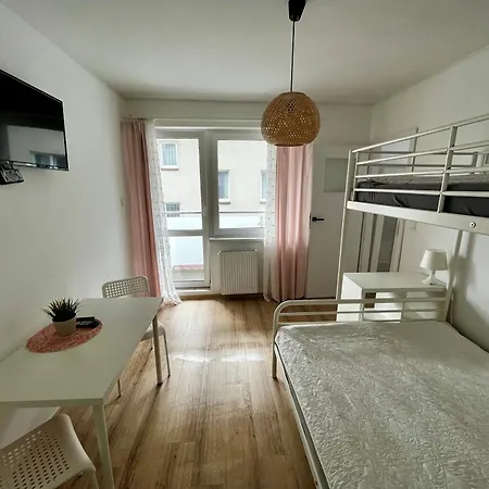 Rum i privatbostad Latarnik